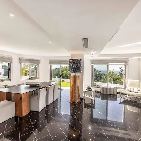 Jan Mari Elen Argaka