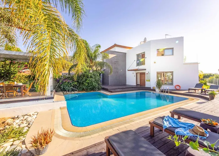 Vila Jan Mari Elen Argaka