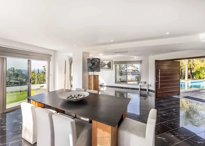 Jan Mari Elen Villa Argaka