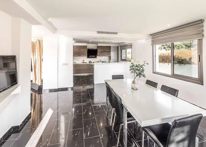 Jan Mari Elen * Argaka