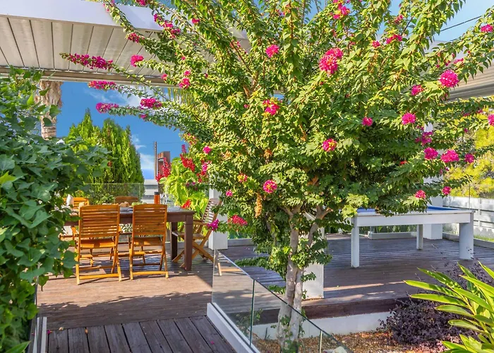 Jan Mari Elen Villa Argaka